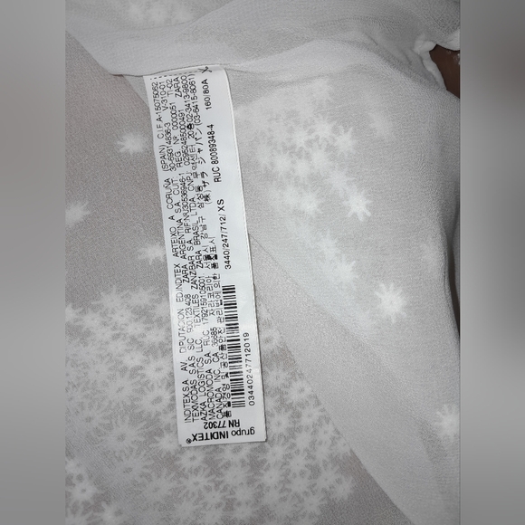 Zara white Sheer women's Long sleeves Ruffle Blouse size XS - Picture 8 of 10